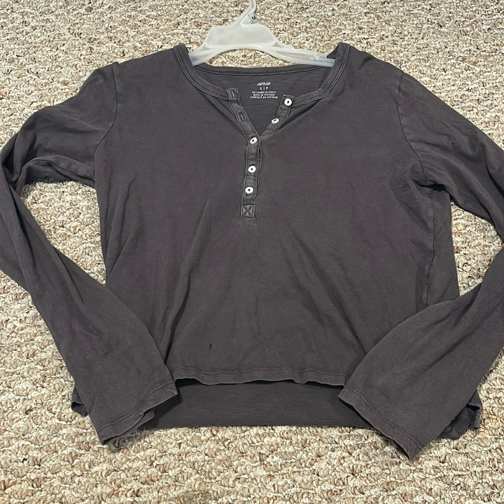 Aerie long sleeve shirt